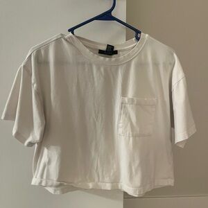 White cropped tshirt
